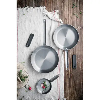 LACOR Ferrum Carbon Steel Fry Pan 9.5" (24cm) - Medium
